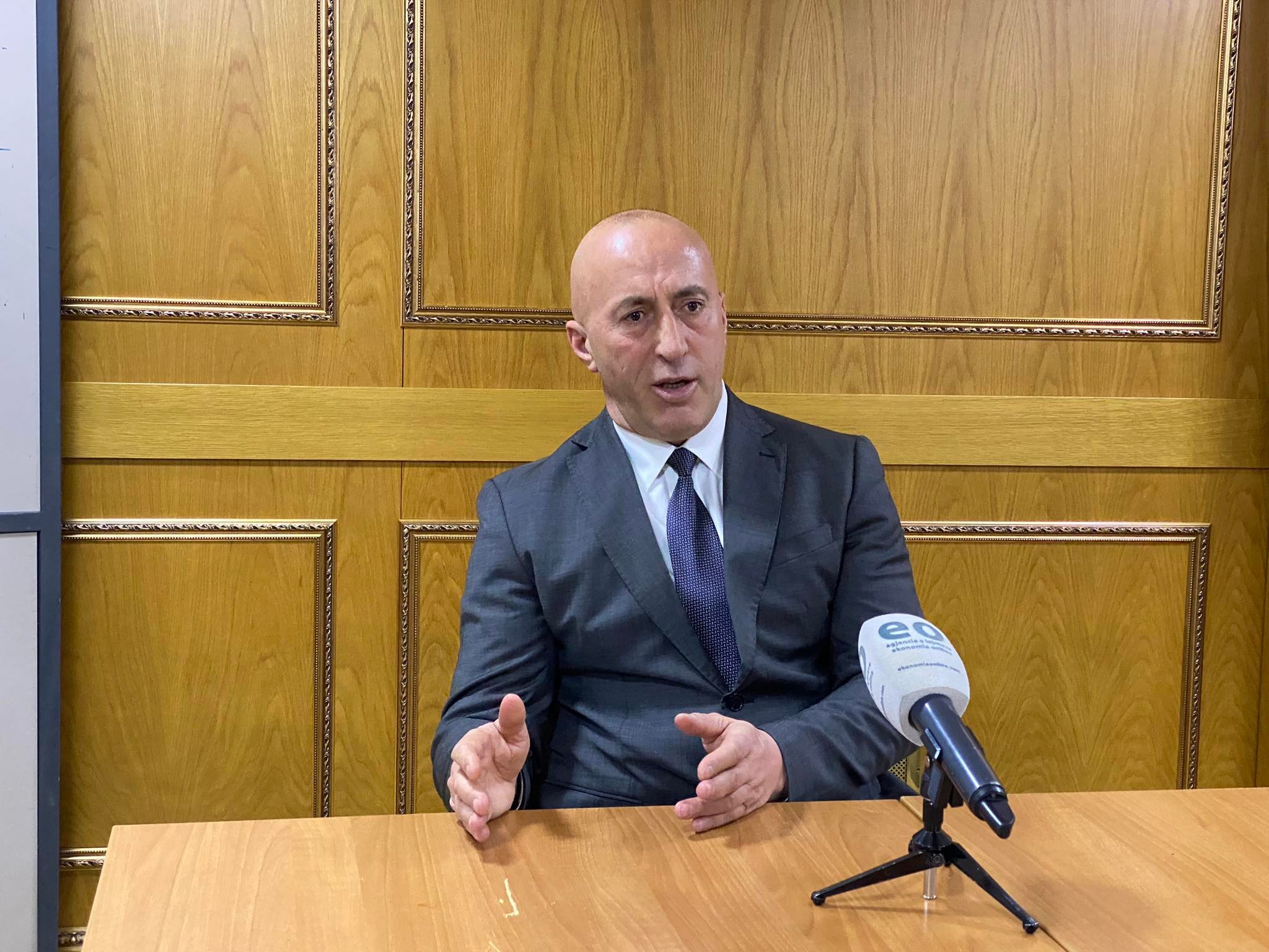 Haradinaj  AAK mund ta mbështes shpërbërjen e Parlamentit  vetëm pas dorëheqjes së kryeministrit