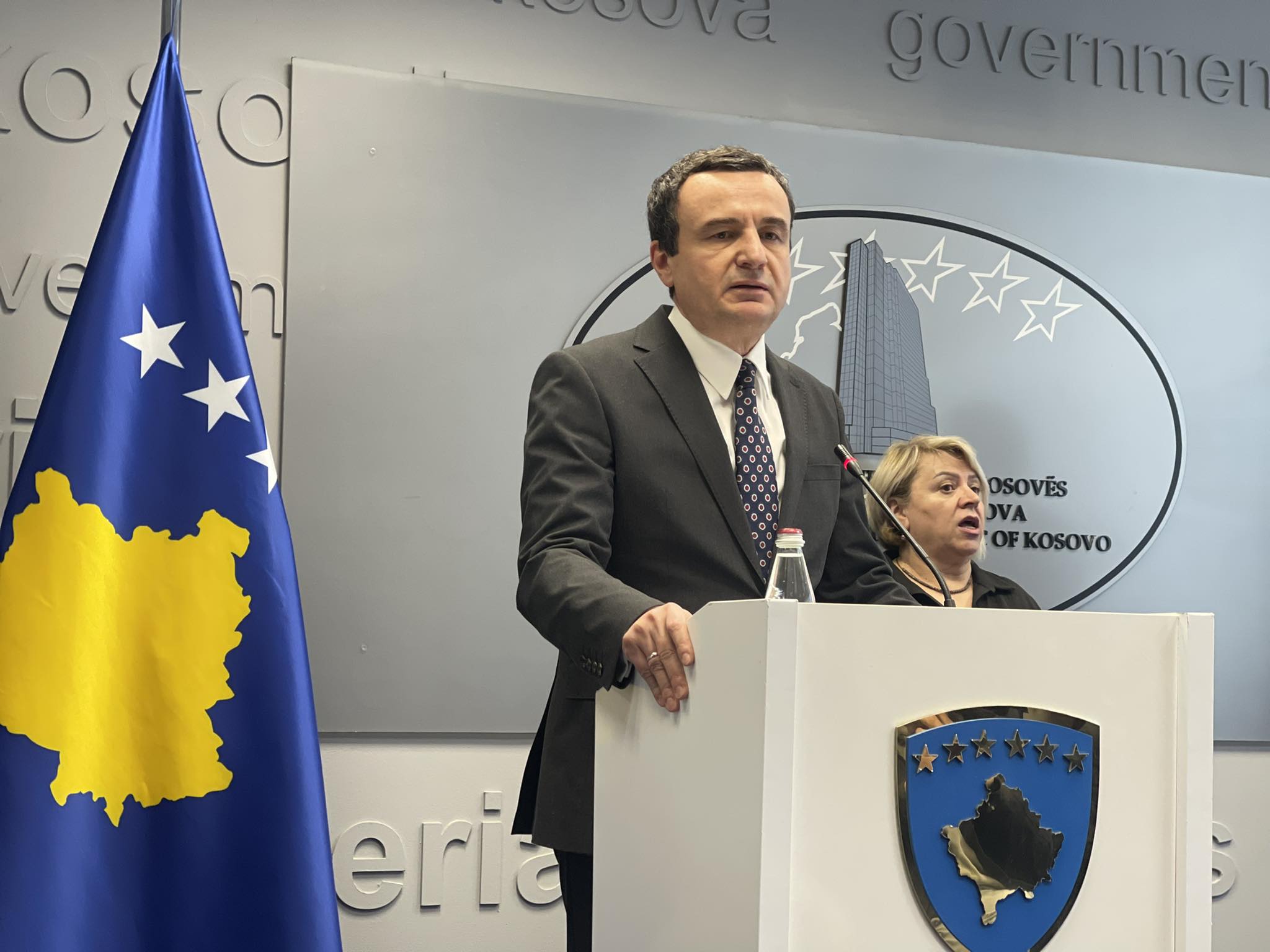 Qeveria konfirmon se Kurti të enjten është në Mal të Zi për Samitin me liderët rajonalë dhe të BE së