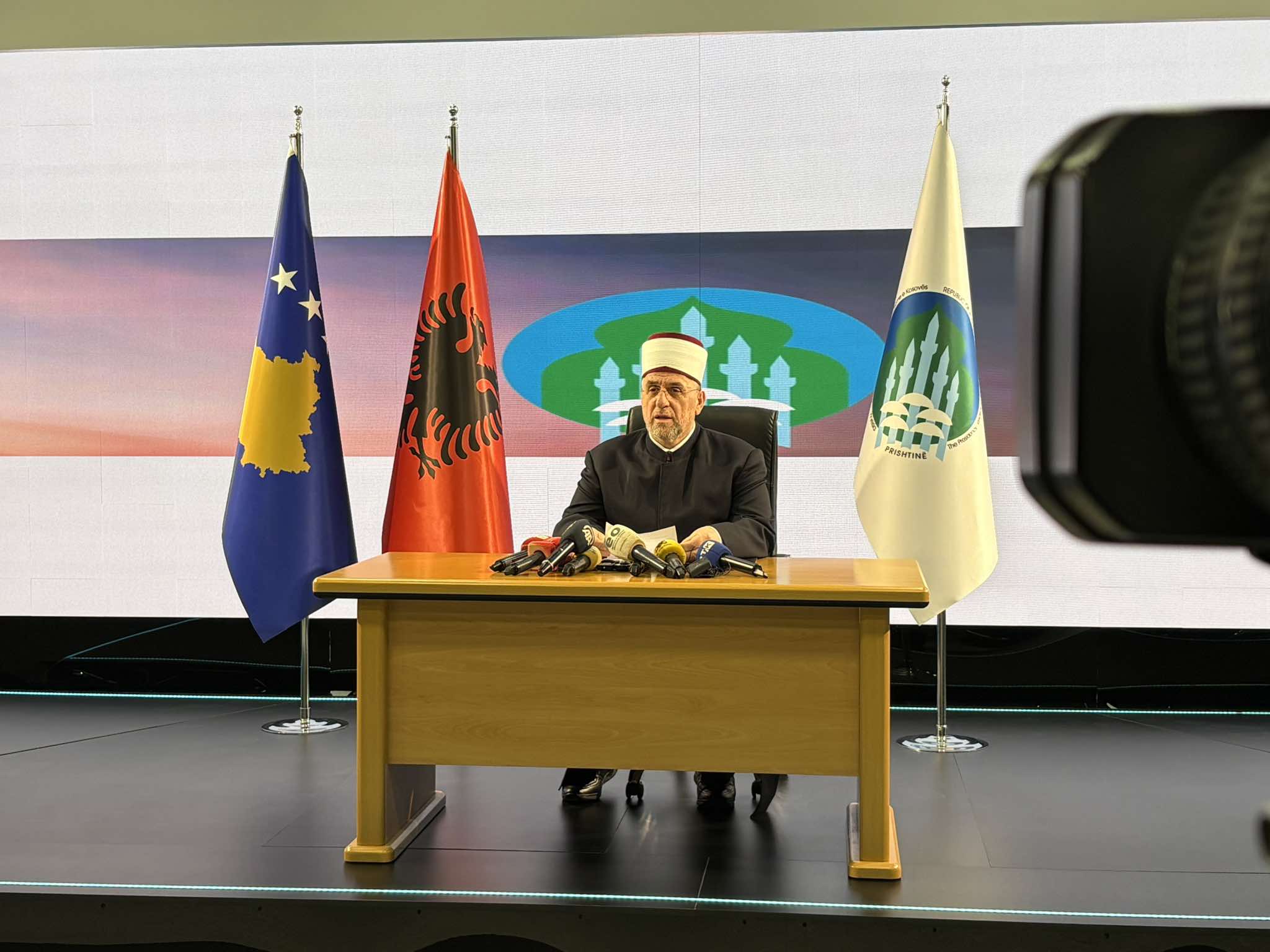 Myftiu Tërnava i drejtohet besimtarëve myslimanë me mesazh urimi për muajin e Ramazanit