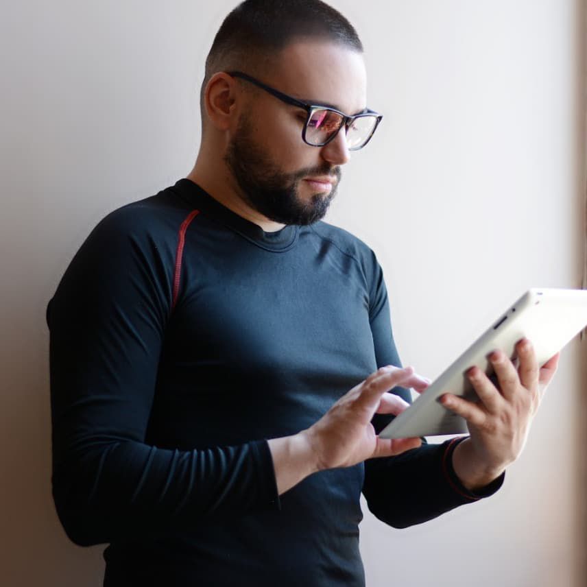 administrata-publike-dhe-e-verteta-qe-mund-te-te-kushtoje-vendin-e-punes