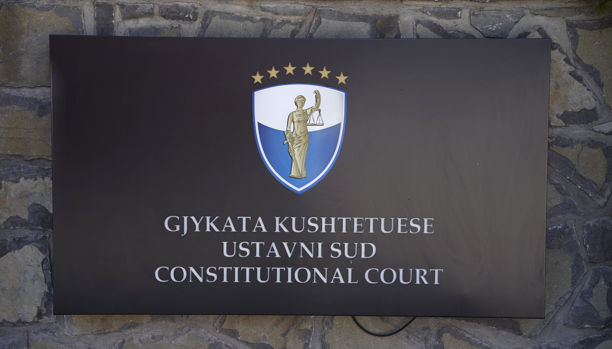 Gjykata Kushtetuese rrëzon vendimin e Supremes për tregun e lirë të energjisë