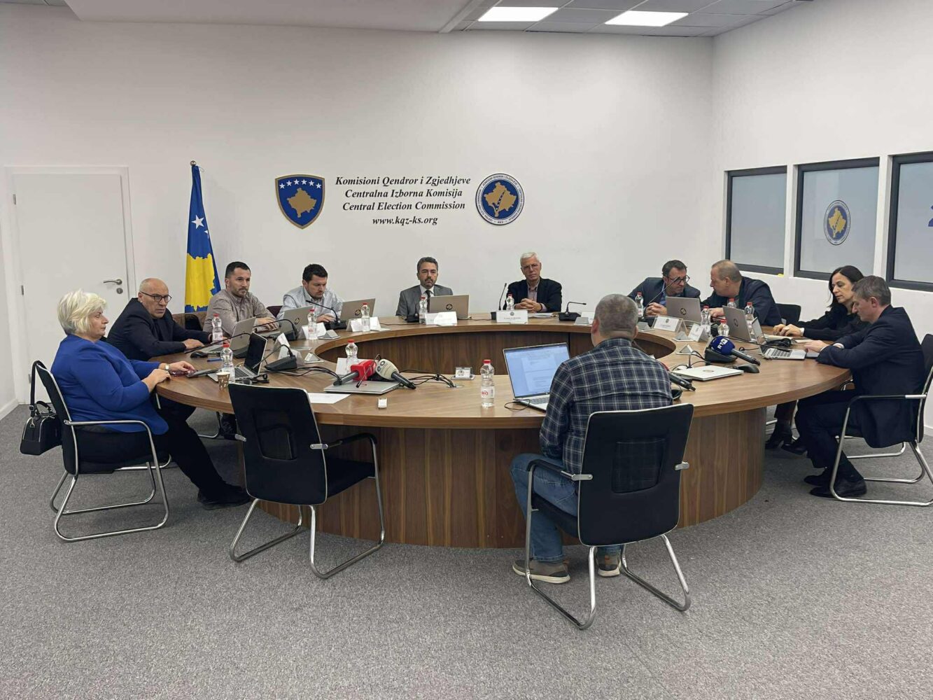 KQZ certifikon rezultatet përfundimtare në Prishtinë  Mamushë dhe Junik   përgatitjet për raundin e dytë zgjedhor drejt përmbylljes