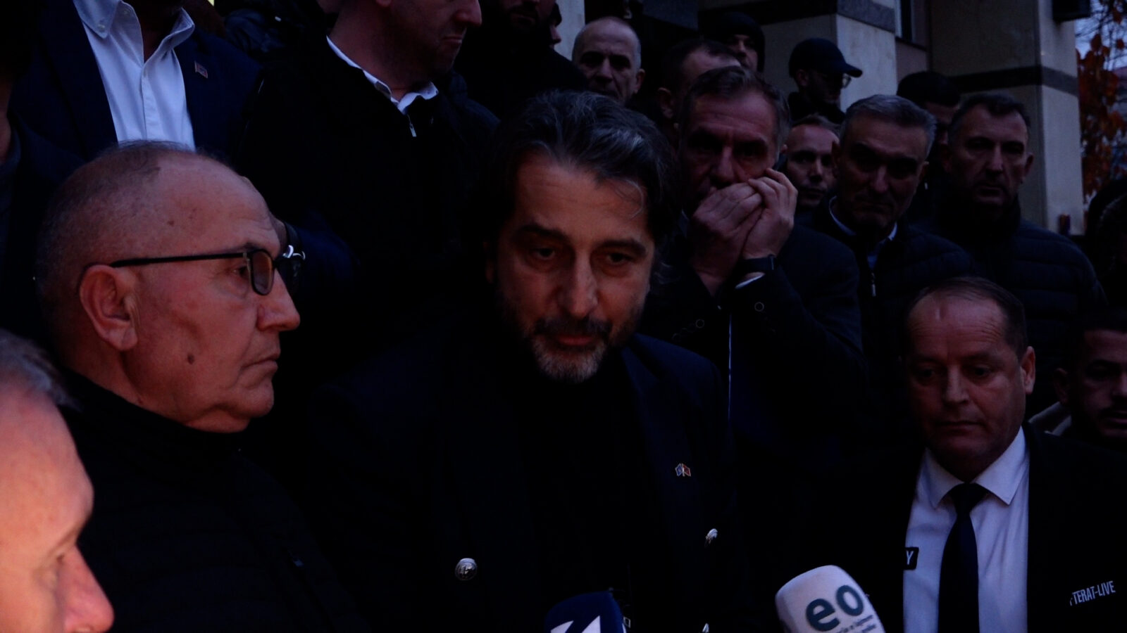 Prishtina zhbllokon 28 milionë euro  protesta vazhdon deri në ekzekutimin e pagave