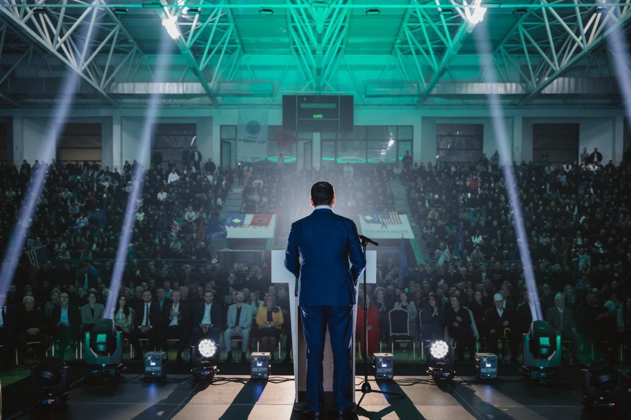 Krasniqi nga Mitrovica  Nesër qytetarët do t i japin besimin Arian Tahirit