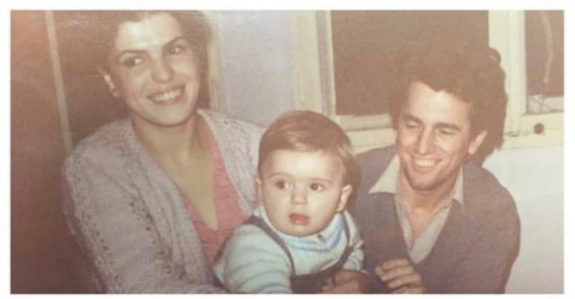 Babai i Memli Krasniqit reagon pas dorëheqjes së tij nga posti i kryetarit të PDK së