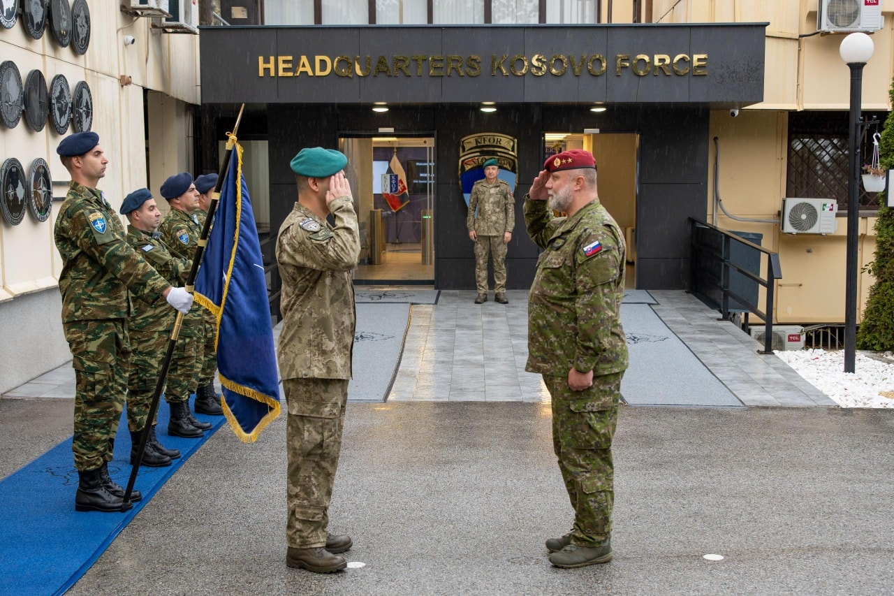 Ulutash takon komandantin e Forcave Speciale të Sllovakisë  flasin për situatën e sigurisë në Kosovë