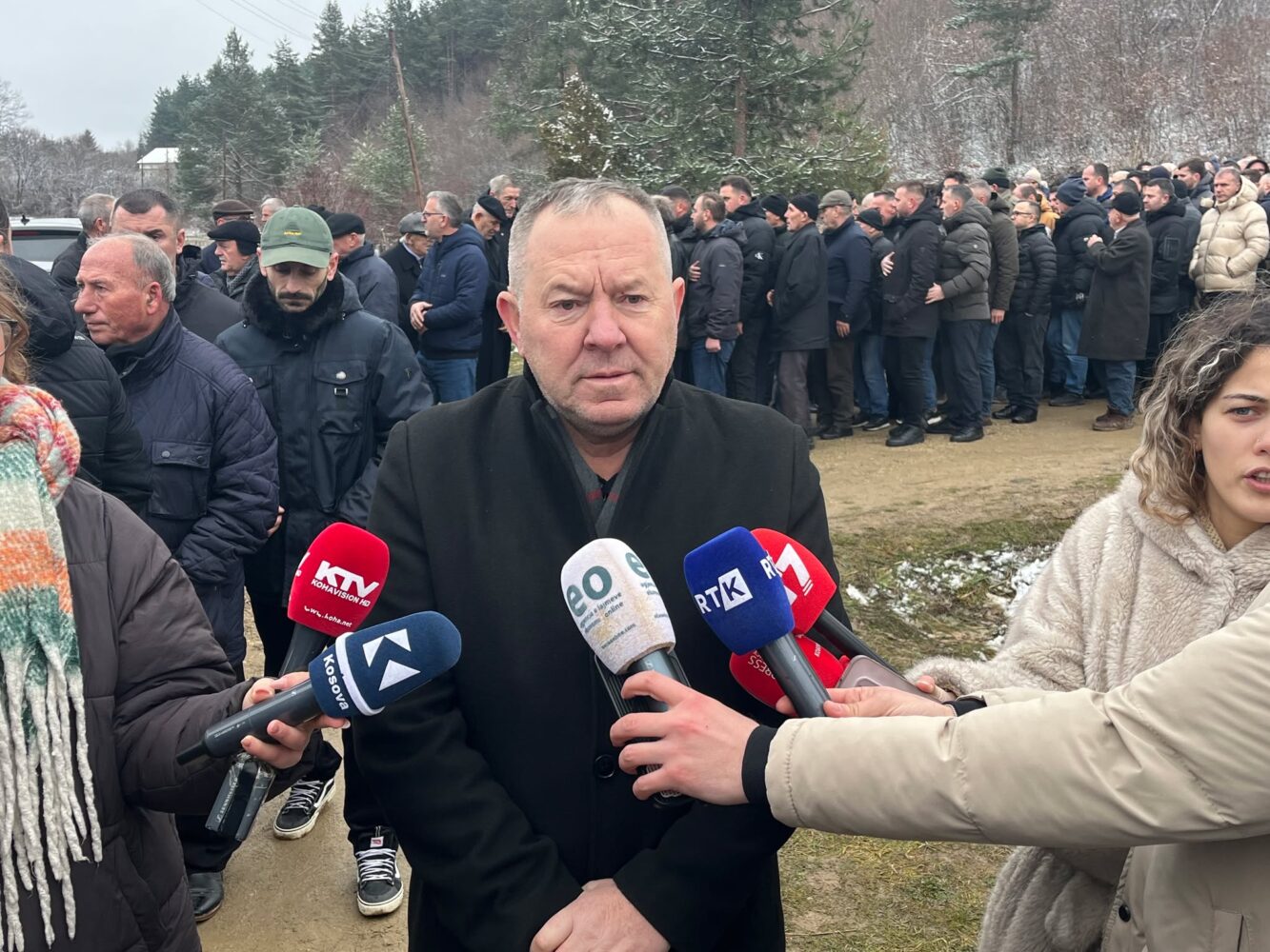 Gucati  Cali nuk e lejua as t ia qes një grusht dhe mbi varr