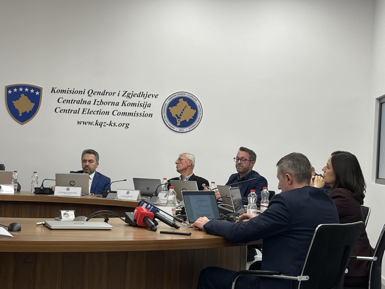 KQZ ende s i ka marrë paratë nga Qeveria për zgjedhjet e 28 dhjetorit