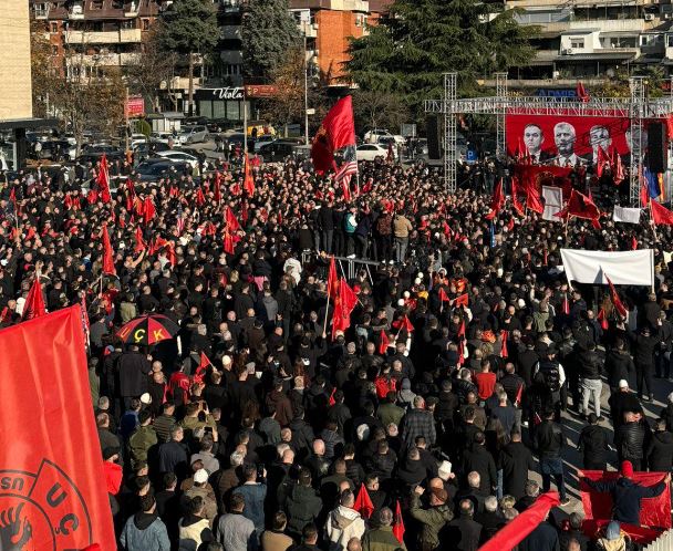  Liri për çlirimtarët   fillon protesta në Shkup