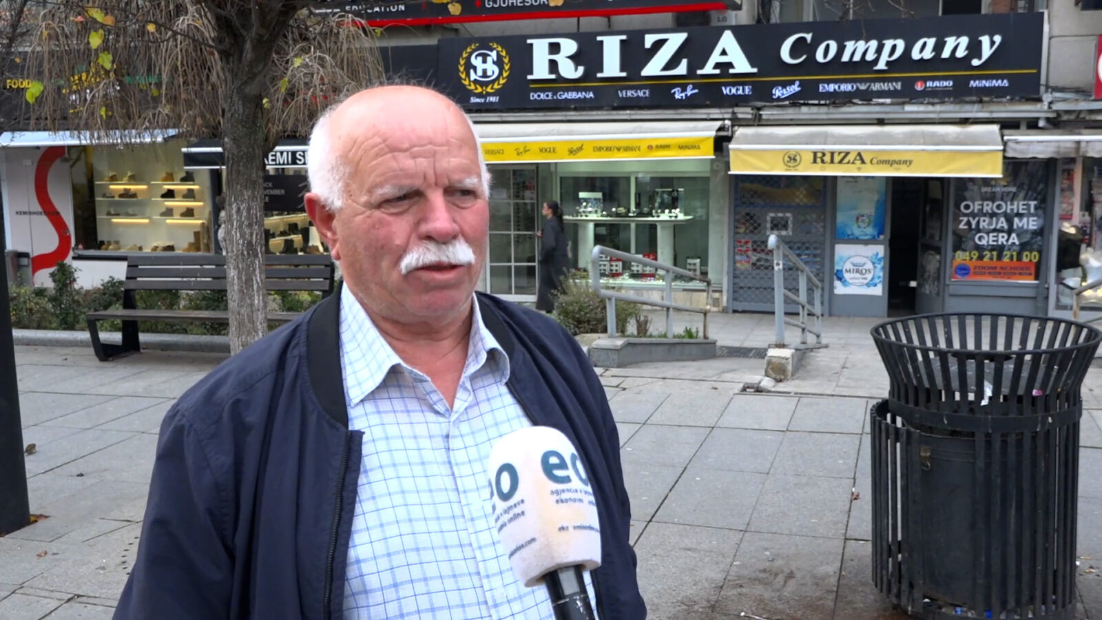 Qytetarët pësojnë nga ndërprerja e qarkullimit të autobusëve në Prishtinë