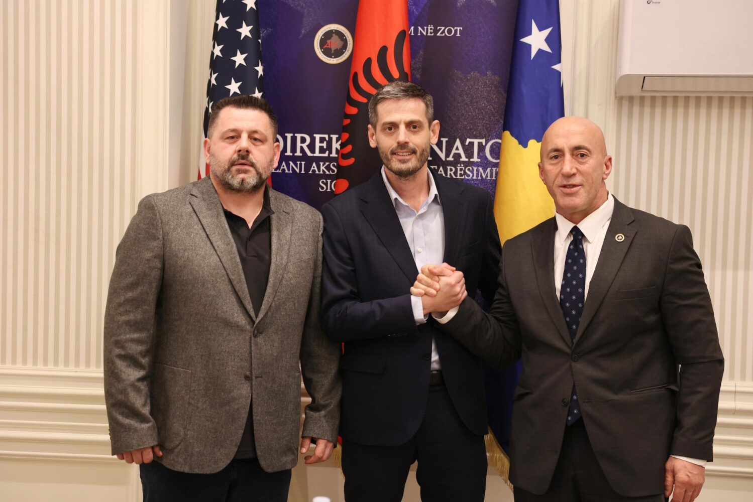 Haradinaj prezanton kandidaturën e Yll Bogajt për deputet