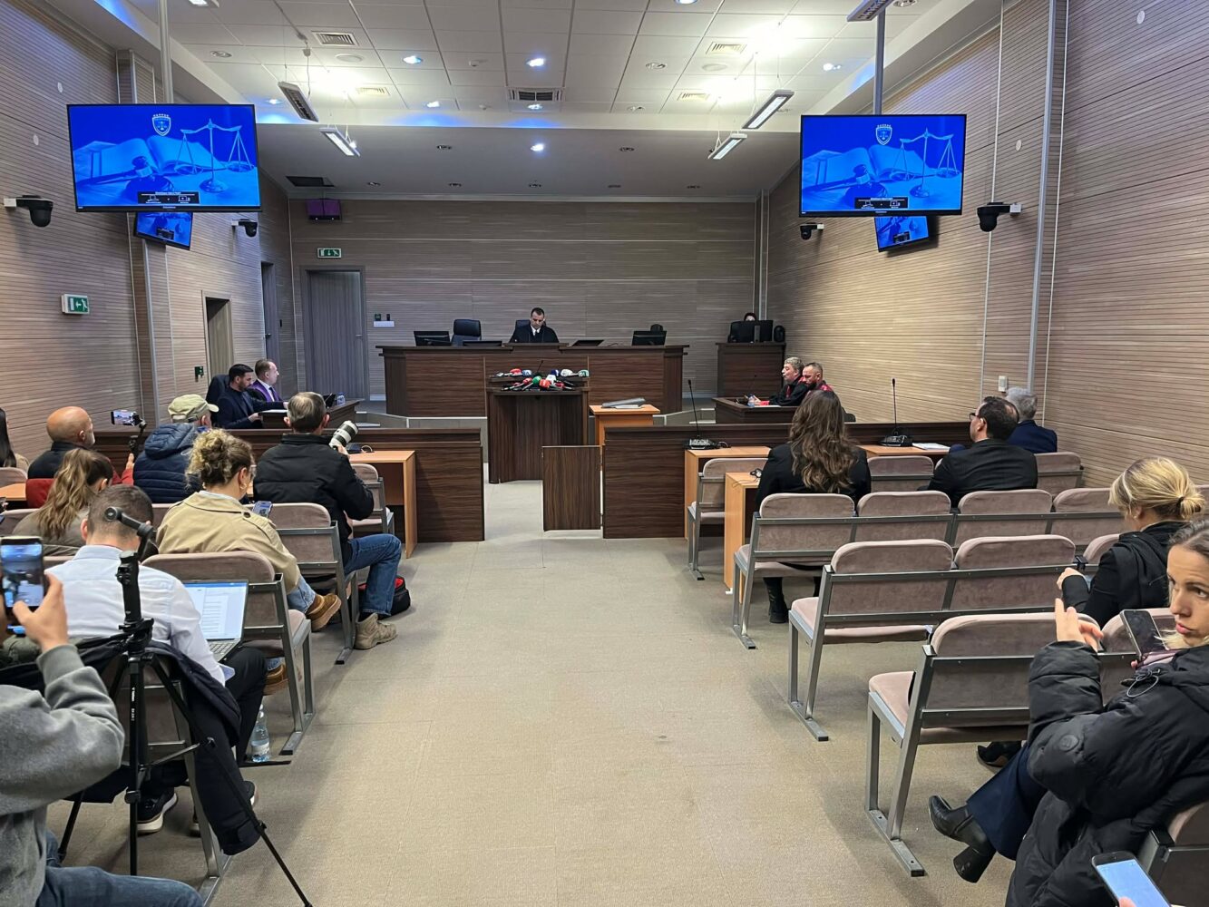 Mungesa e Rozeta Hajdarit  dështon seanca në rastin e  Rezervave shtetërore 