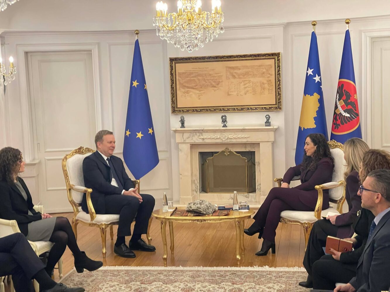 Sorensen përfundon takimin me Kurtin  takohet me Osmanin