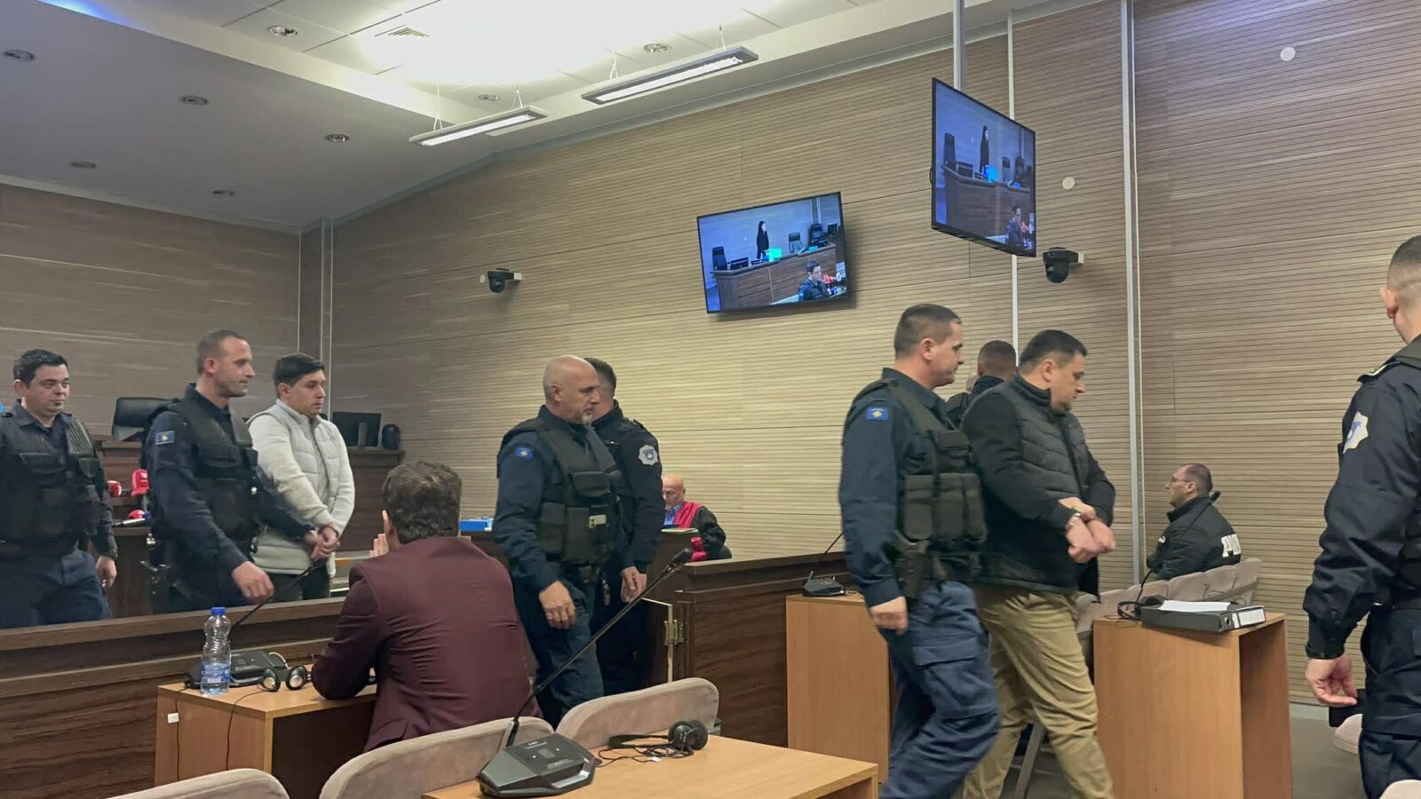 Dalin para gjykatës të akuzuarit për sulmin terrorist në Banjskë