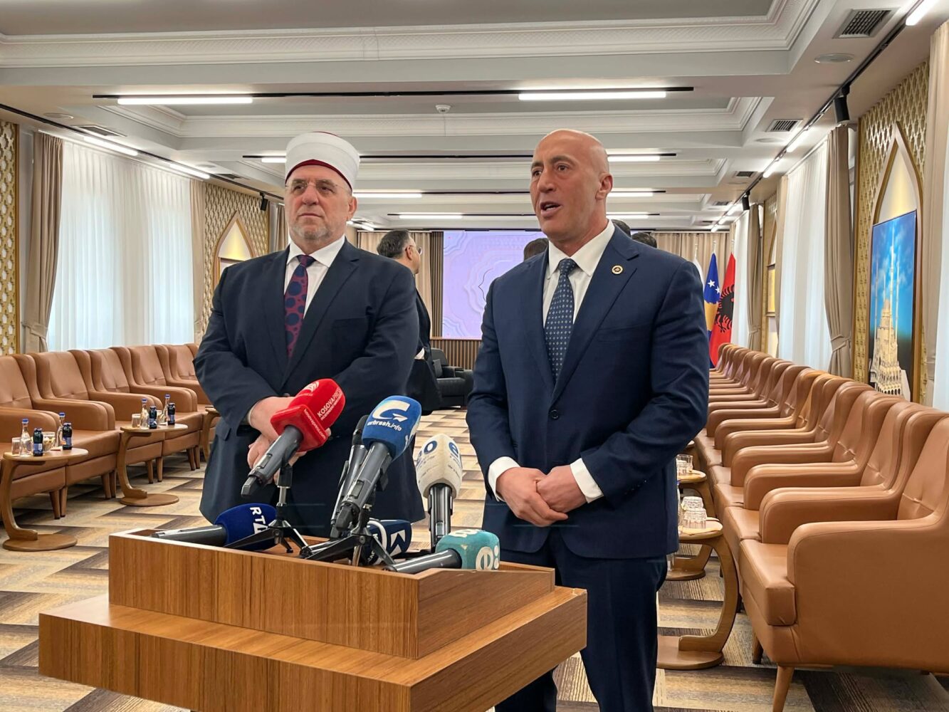 Haradinaj uron Bajramin  Sa më bashkë dhe sa më solidarë  është mirë për të gjithë ne