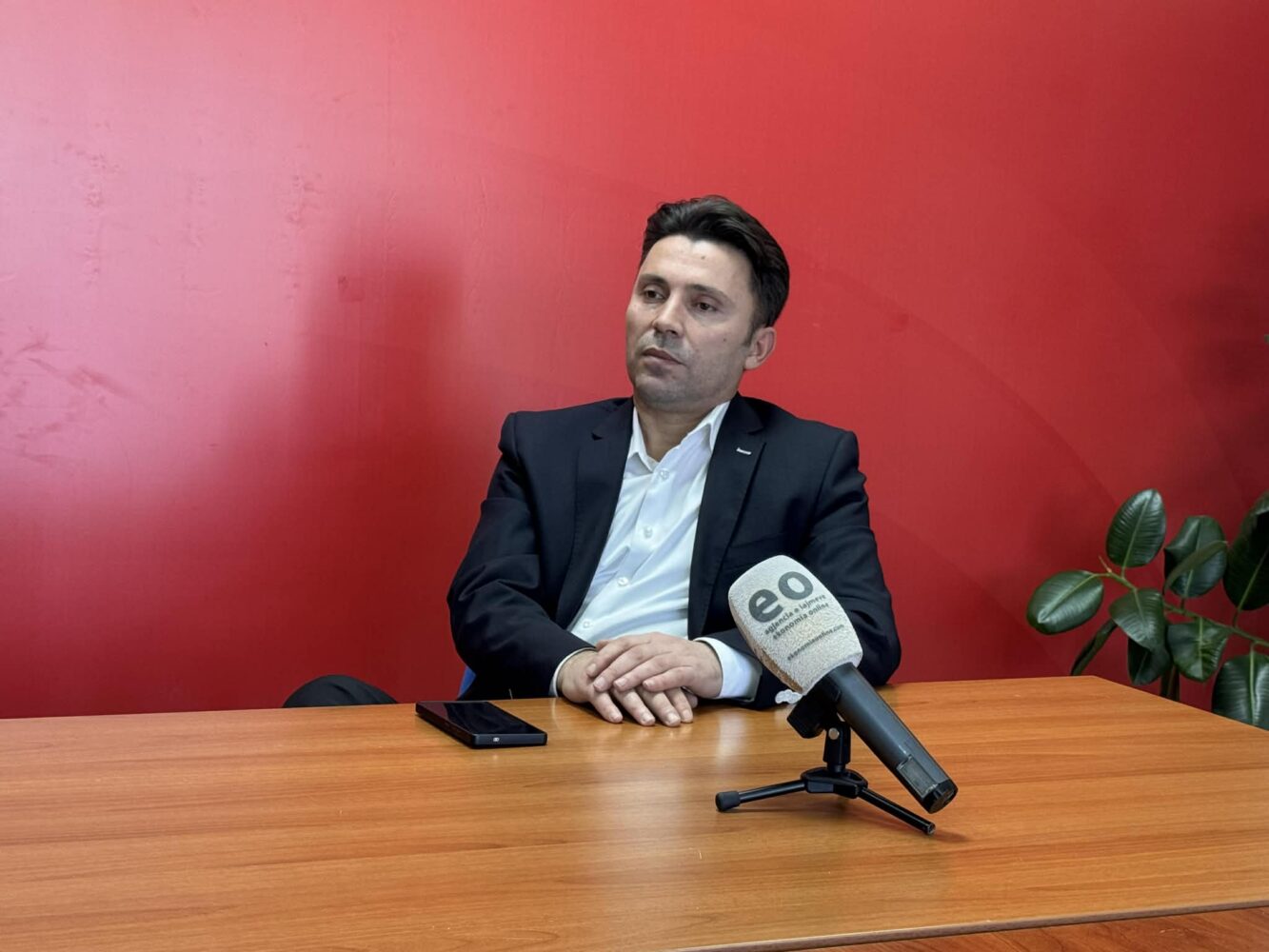 Rrustemi  Data e zgjedhjeve më 28 dhjetor ishte në favor të qytetarëve  jo të Vetëvendosjes