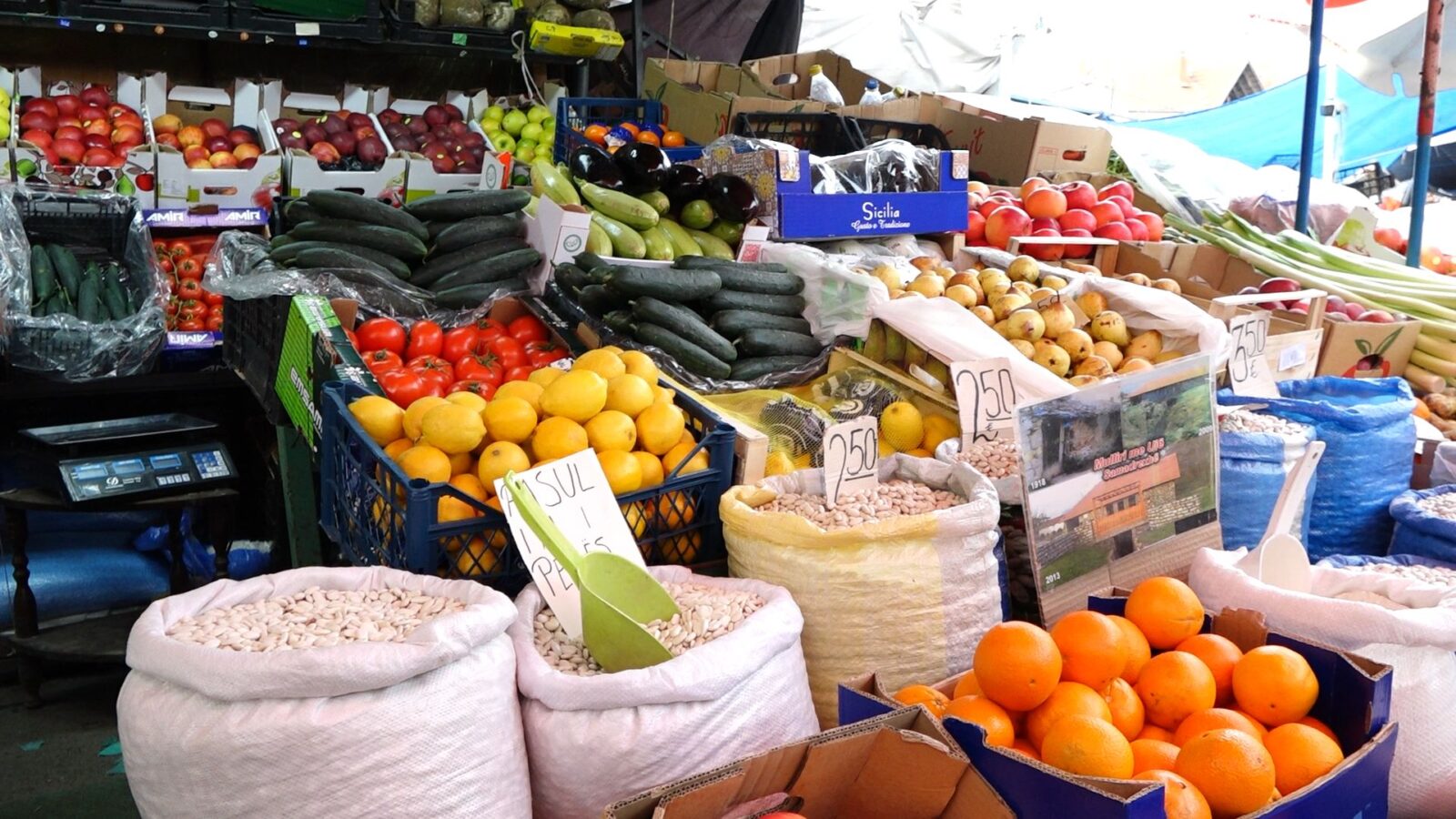 para-festes-se-bajramit-rriten-cmimet-nje-kilogram-arra-kushton-10-euro