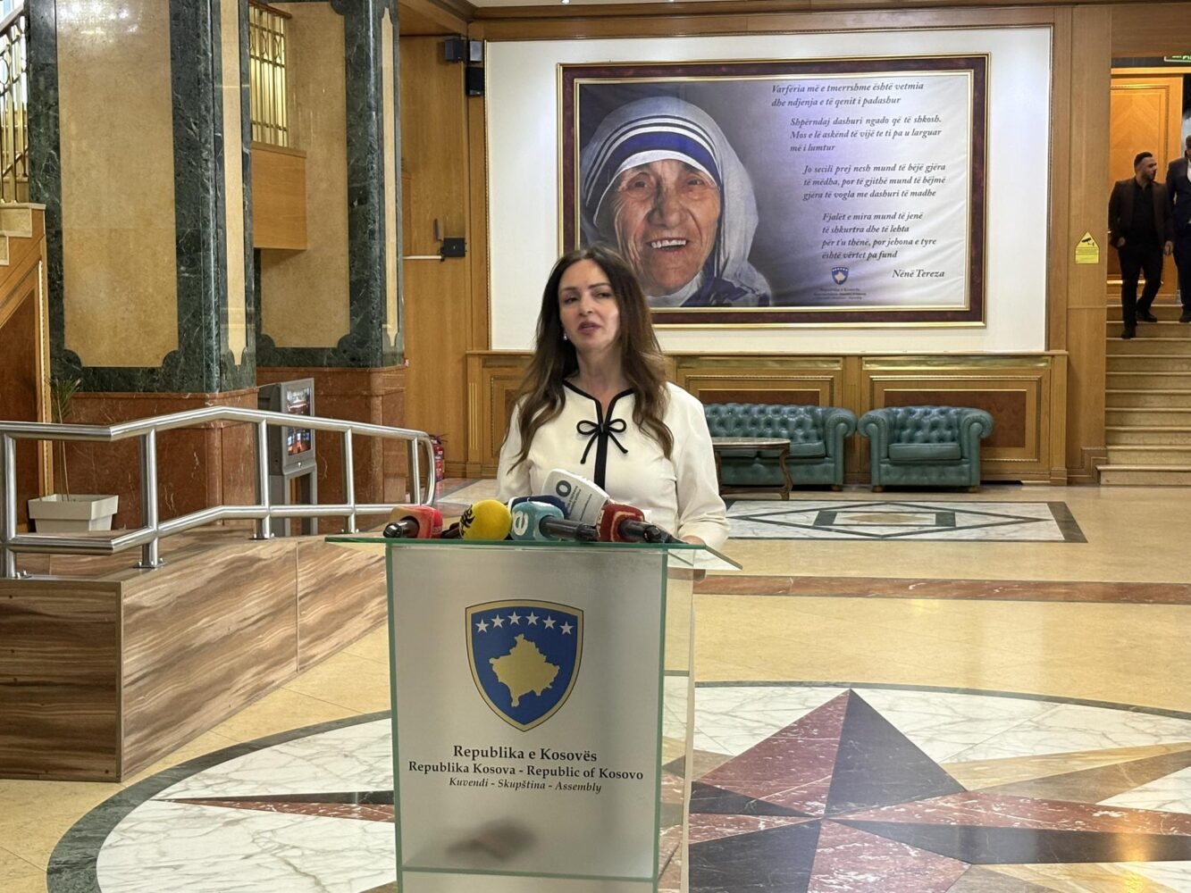 Nagavci thërret opozitën në seancë  Të përmbyllim zgjedhjen e presidentes dhe të shmangim zgjedhjet e reja