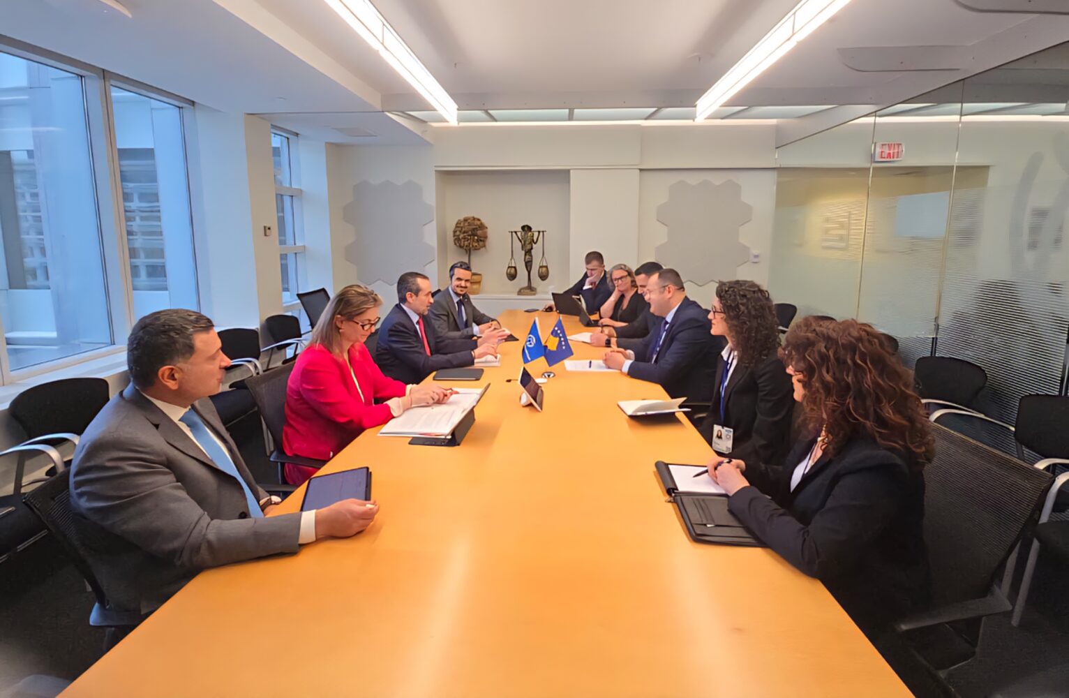 ismaili-dhe-banka-boterore-thellojne-partneritetin-per-menaxhimin-e-rezervave