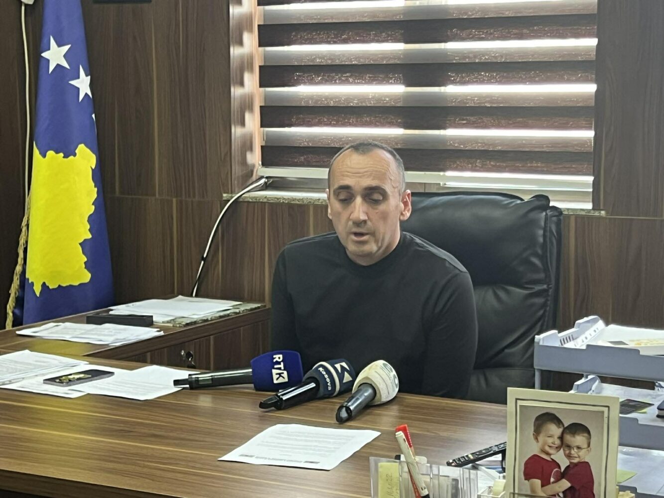 OVL e UÇK së paralajmëron protesta  kërkon ligj për mbrojtjen e vlerave të luftës