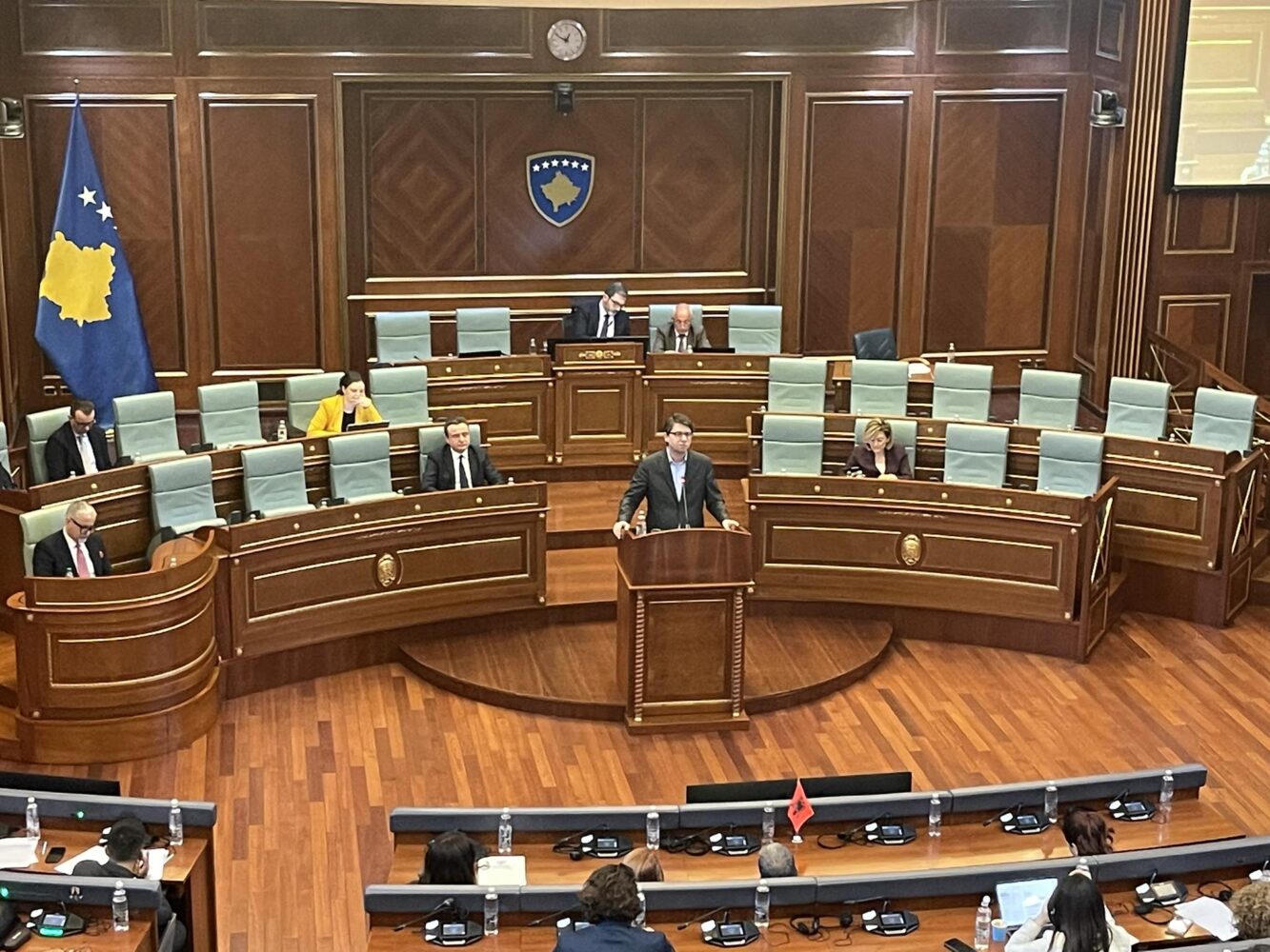  Kur ta sjellim pakon mbështetëse në Kuvend  do ta quani përsëri blerje të votës   Murati i përgjigjet akuzave të opozitës