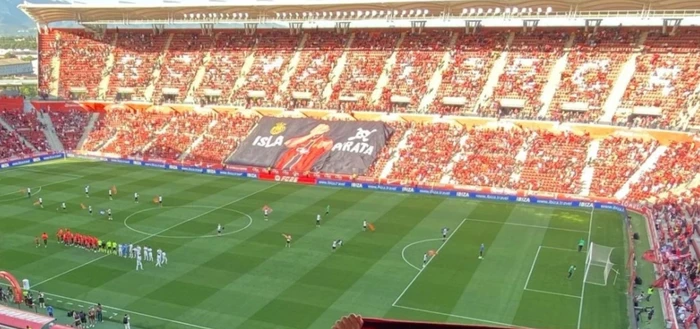 Tifozët e Mallorcës me koreografi të veçantë për Muriqin