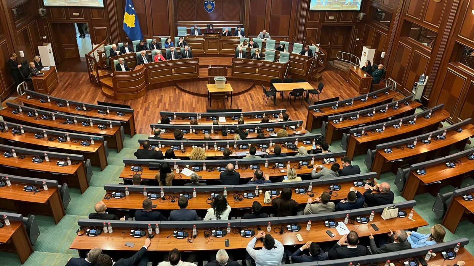 Përpjekja e fundit  vazhdon seanca për zgjedhjen e presidentit