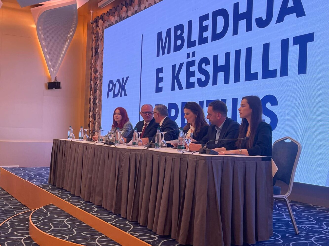 PDK mbledh Këshillin Drejtues  në fokus zhvillimet politike