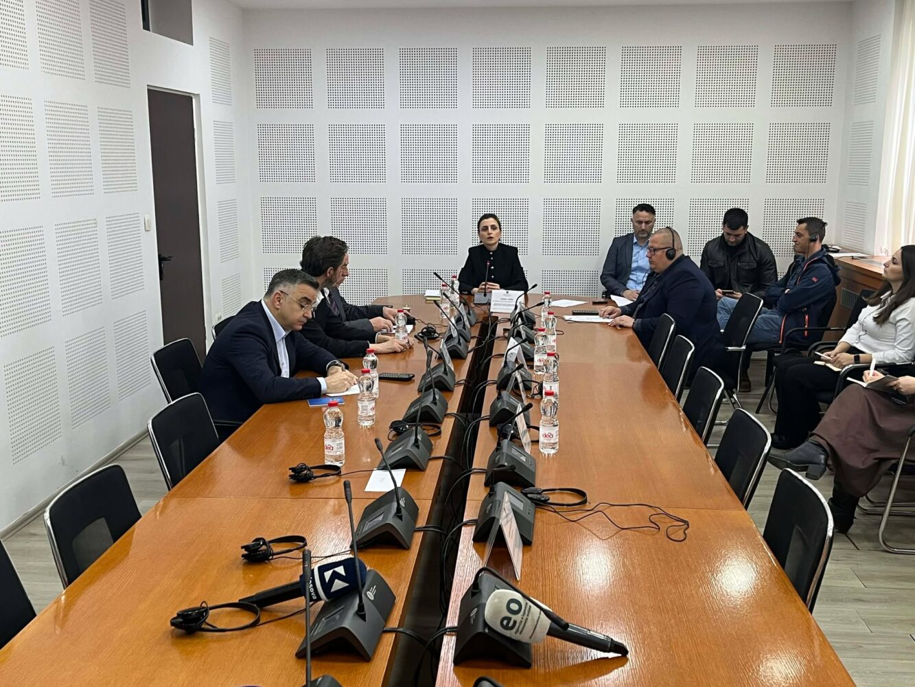 Dështon raportimi i ZRrE së në Komisionin për Ekonomi  mungojnë deputetët e VV së