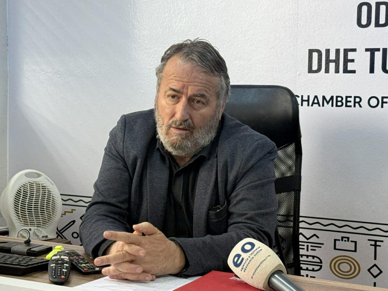 Sogojeva  Turizmi në rritje me 9 6   kriza politike po dëmton bizneset