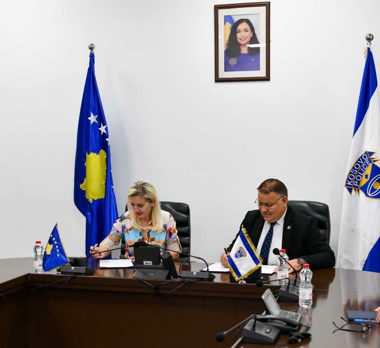 Policia e Kosovës dhe ARBK nëshkruajnë marrëveshje bashkëpunimi