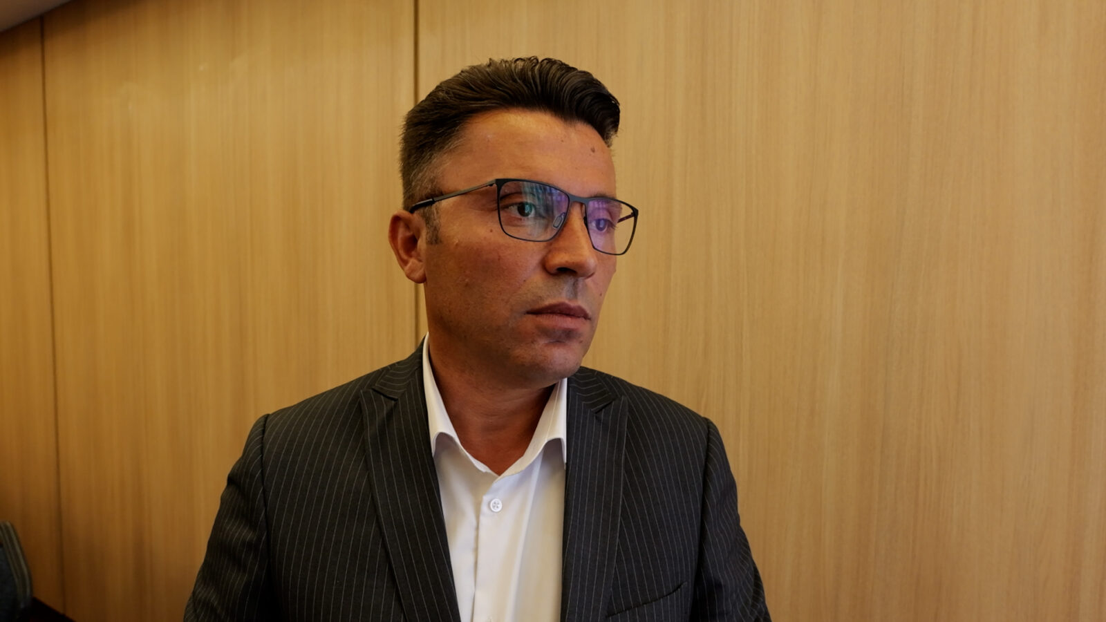 Rrustemi  PDK ja përmes Përparim Ramës po tenton ta godasë Lumir Abdixhikun