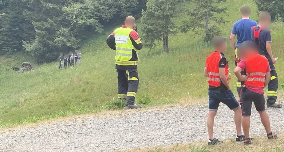 E rëndë në Austri  babai dhe vajza 6 vjeçare humbin jetën pas përmbysjes së traktorit
