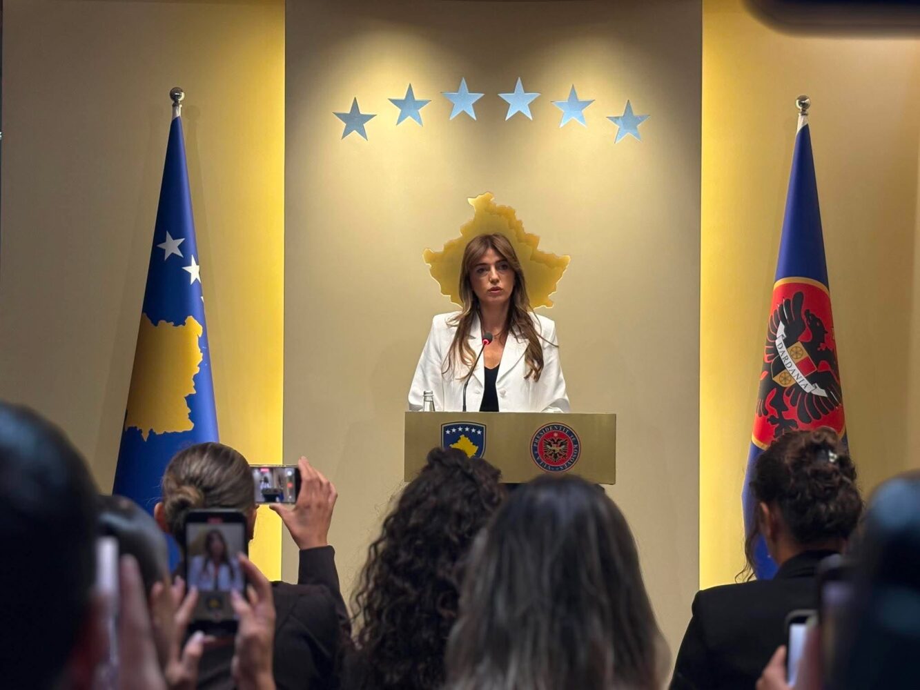 Çështja e presidentit  Haxhiu  Duket që nuk jemi shumë afër  uroj të intensifikohen takimet