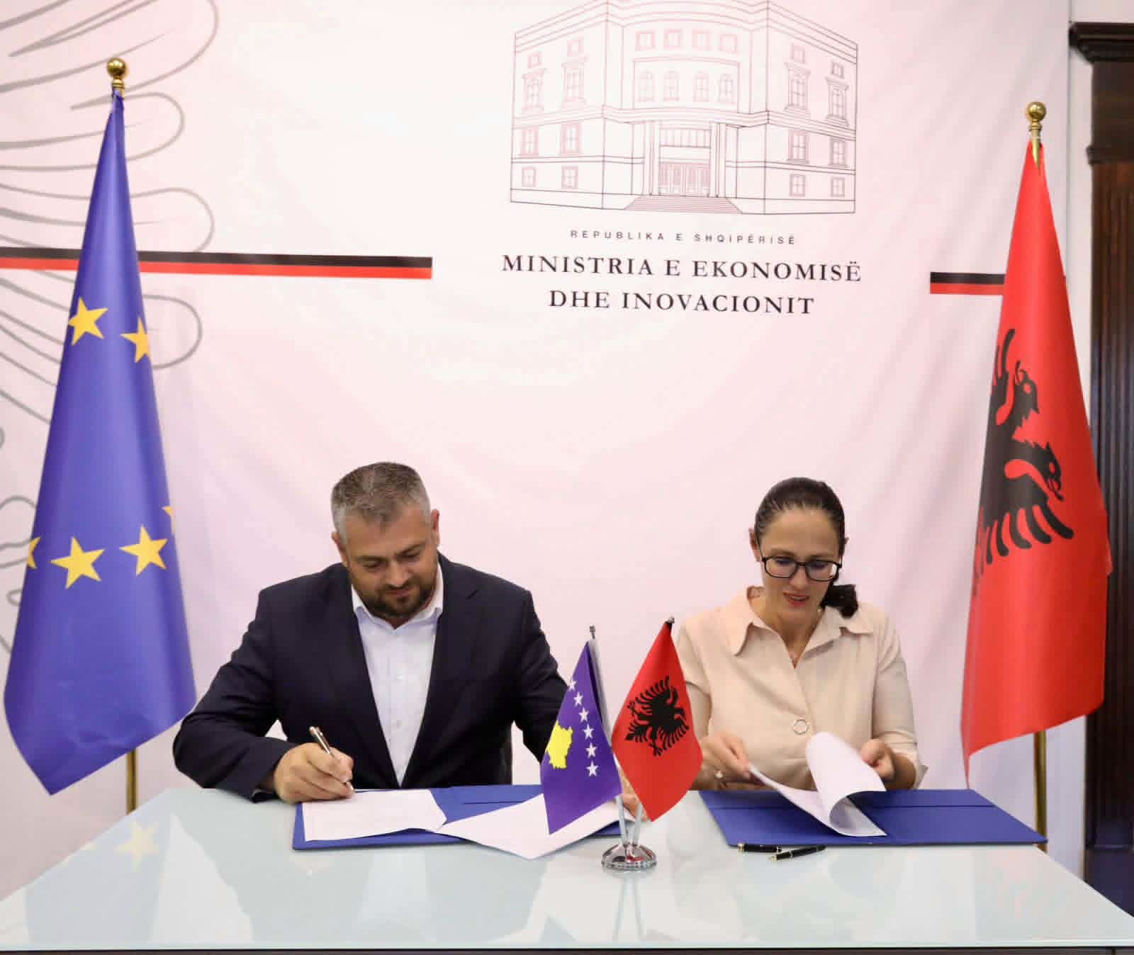 Marrëveshja Kosovë–Shqipëri lehtëson punësimin në të dy vendet