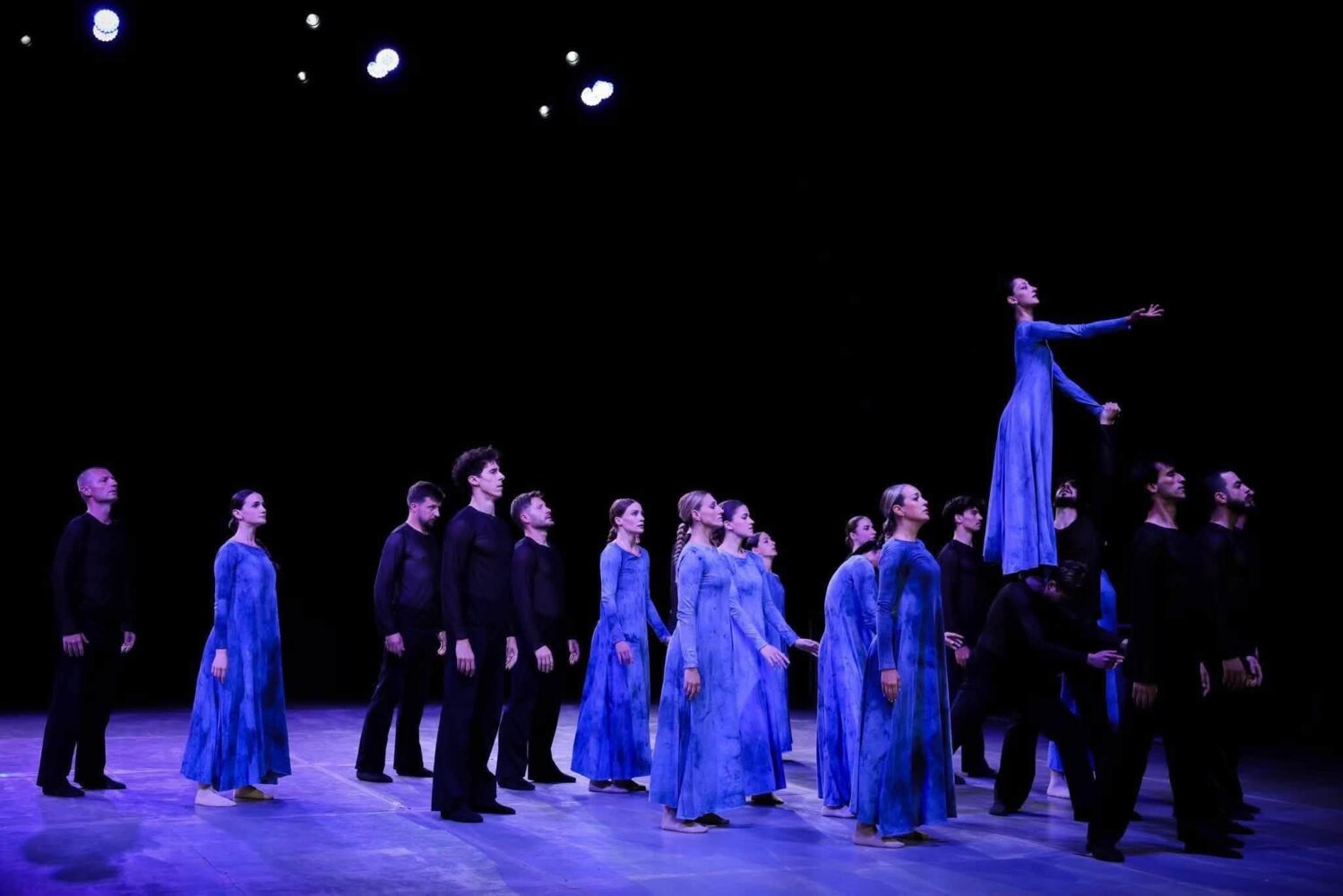 baleti-kombetar-i-kosoves-prezanton-carmina-burana-ne-itali-shfaqja-mirepritet-ne-skenen-e-teatro-grande-ne-rome
