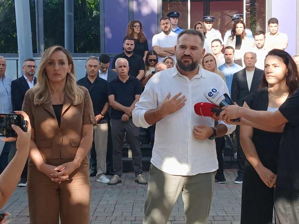  Nuk kemi gjak për të shkelur   PDK dhe Aleanca i bën thirrje Kurtit të zhbllokojë institucionet