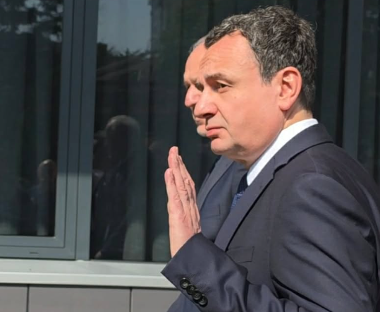 Kurti thotë se nuk thërret seancë  nuk tregon nëse ka biseduar me Deharin