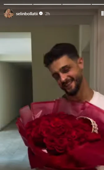 DJ Gimbo surprizon Selin me një buqetë të madhe me trëndafila
