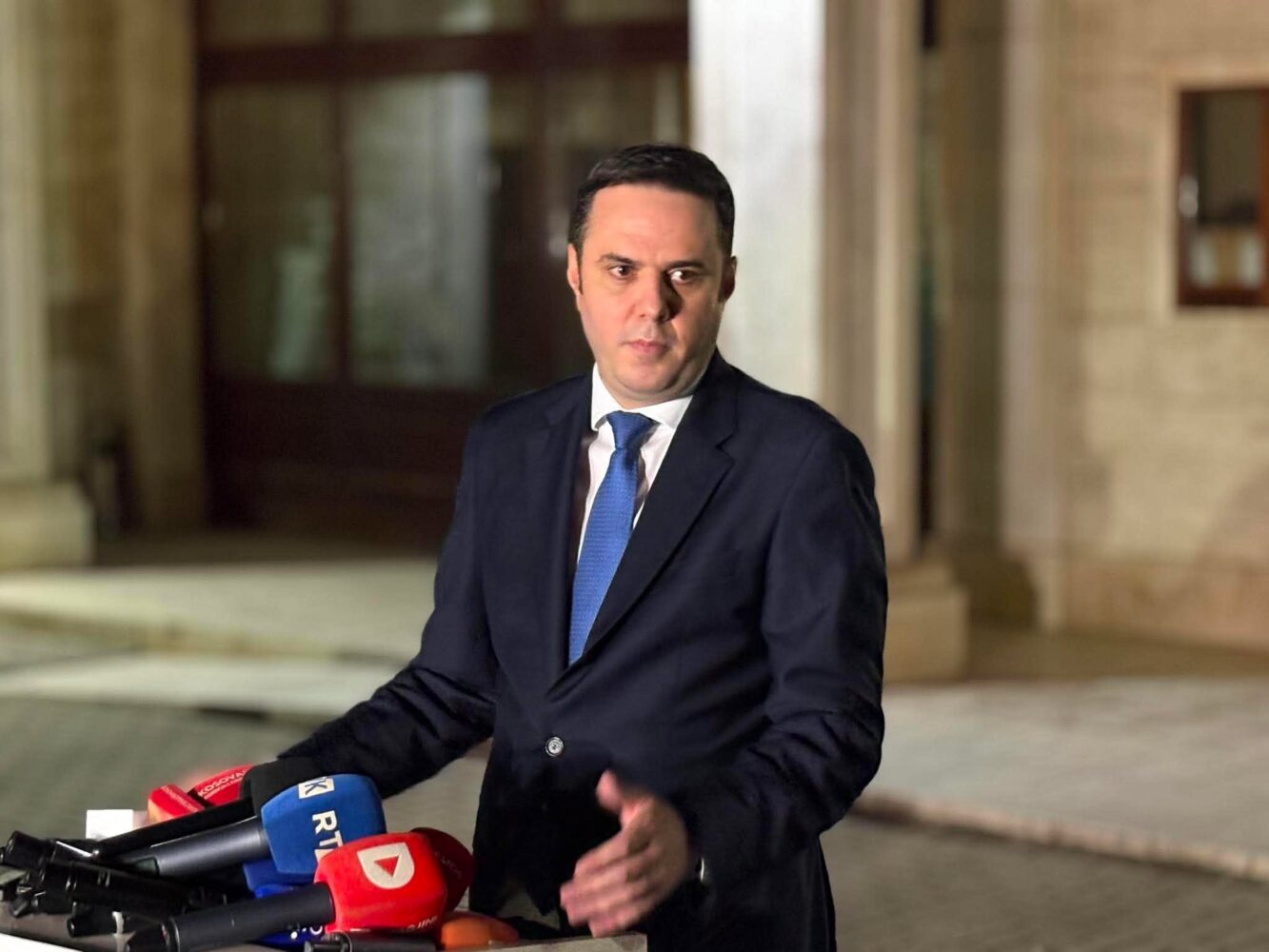 Abdixhiku pas takimit mbi treorësh me Kurtin  Pa marrëveshje konkrete  zgjedhjet e reja mbeten alternativa nëse nuk lëviz procesi