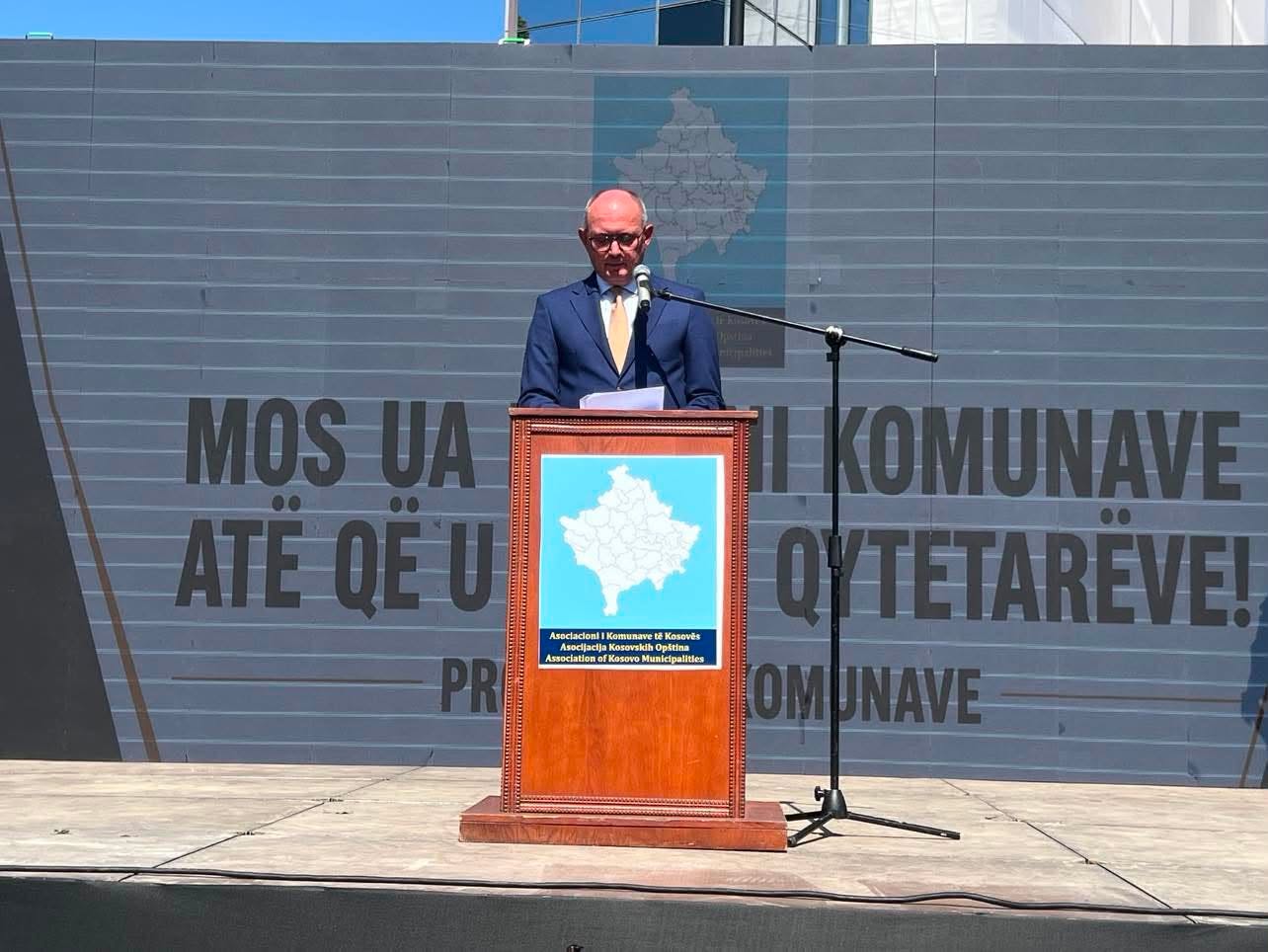  Mos e merrni atë që iu takon qytetarëve   Aliu i drejtohet Qeverisë nga protesta e komunave