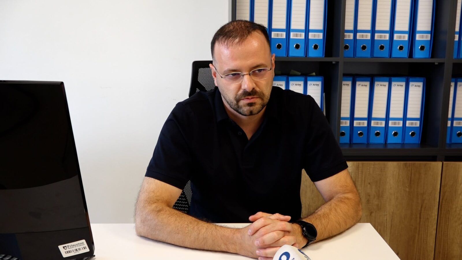 Figura e tanishme s’ka tekst alternativ. Emri i kartelës është: rinor-qehaja-1.jpg