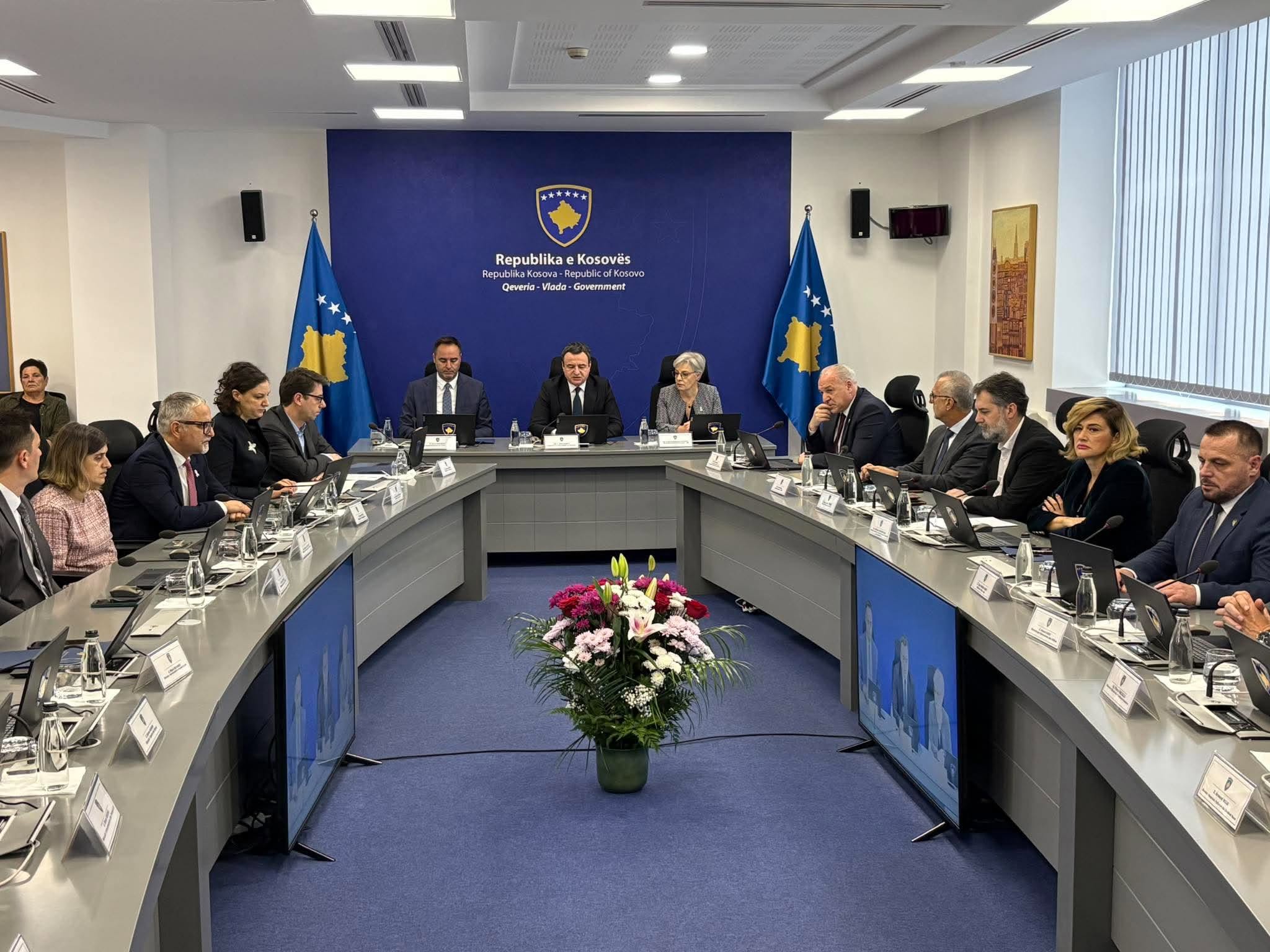 Kurti për rastin e Arlinda Zekajt: Shihet qartë që ka pasur lëshim nga institucionet, nesër para orës 18:00 i pres raportet